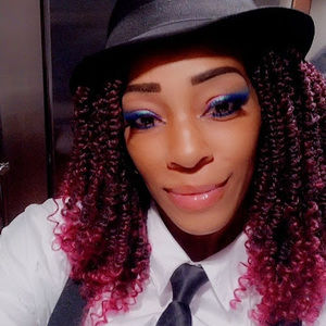 Meet your Posher, Renee